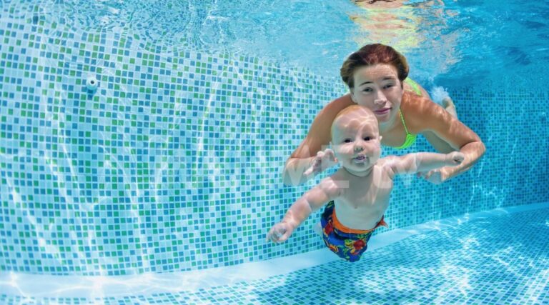 Il nuoto neonatale, attività ludica ma non solo
